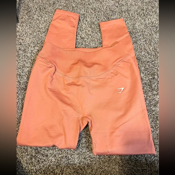 Gymshark Pants - Gymshark Peach leggings